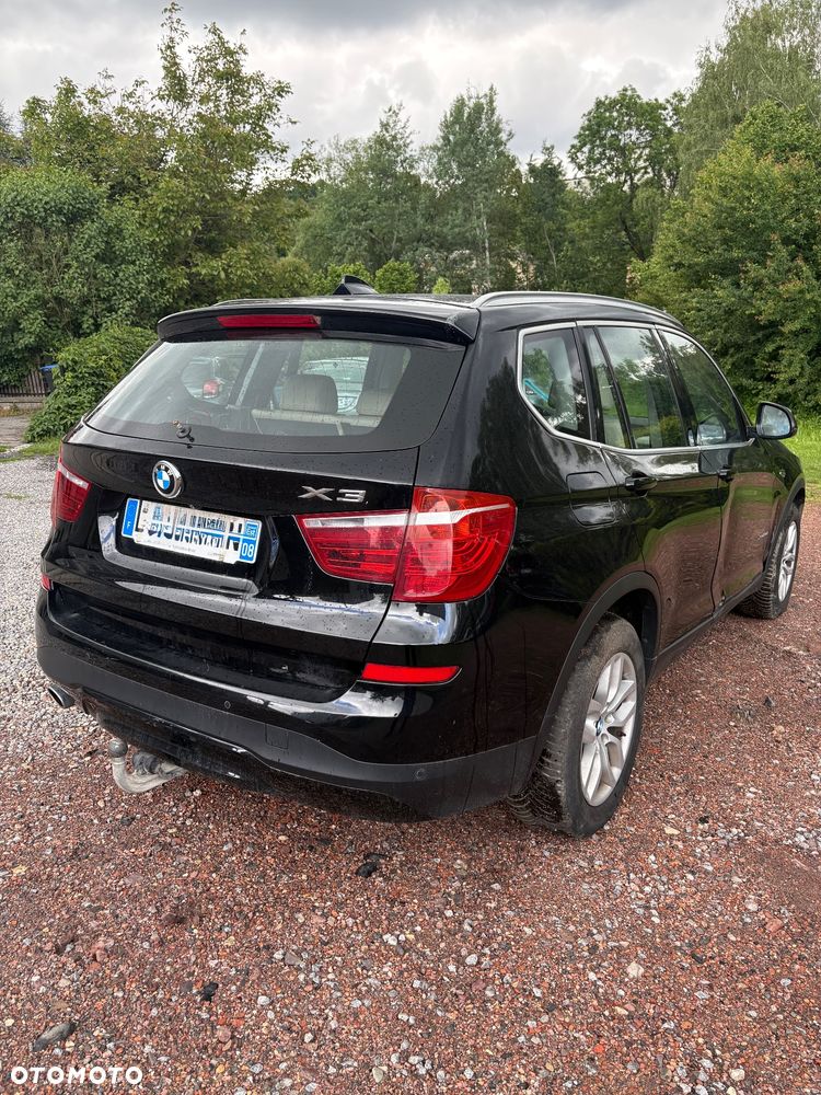 BMW X3 xDrive20d Advantage - 4