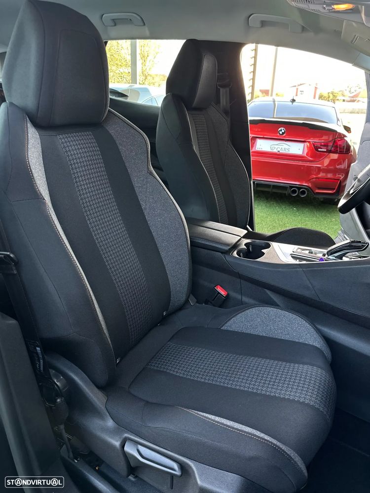 Peugeot 3008 1.5 BlueHDi GT Line EAT8 - 19