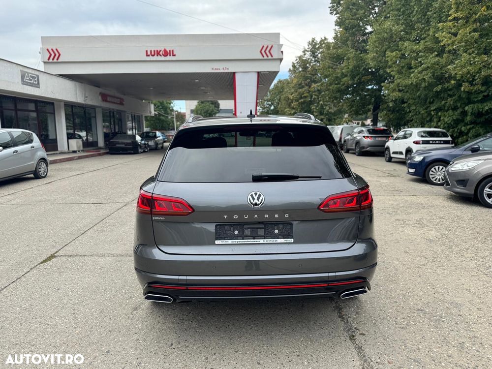 Volkswagen Touareg 3.0 V6 TDI 4Motion DPF Automatik R-Line - 4