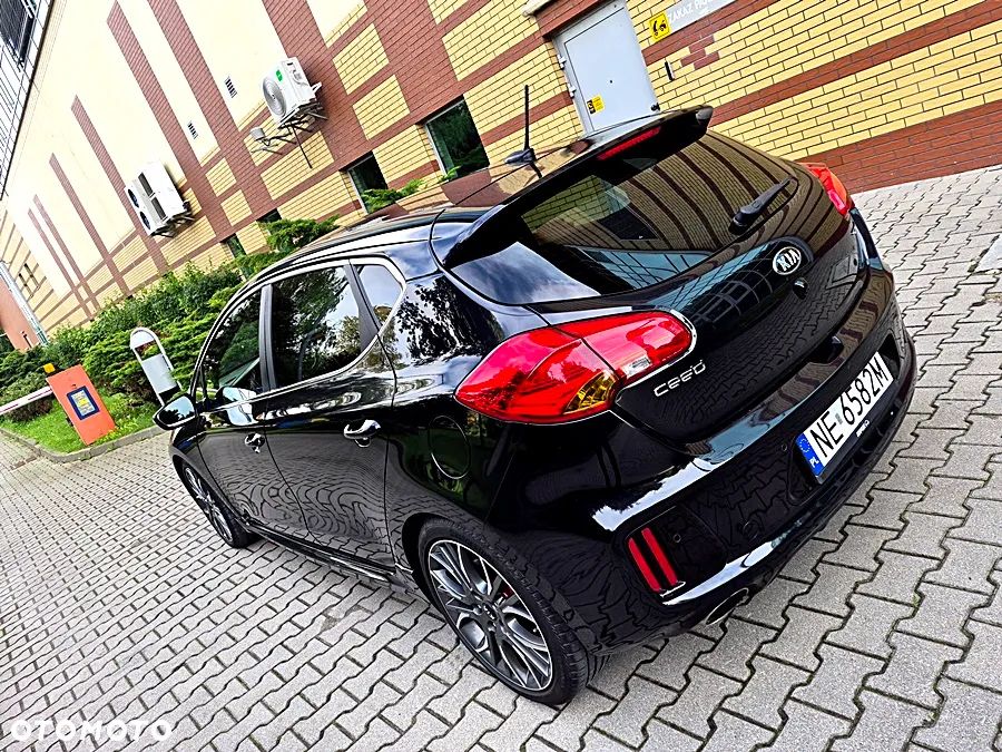 Kia Ceed 1.6 T-GDI GT - 11