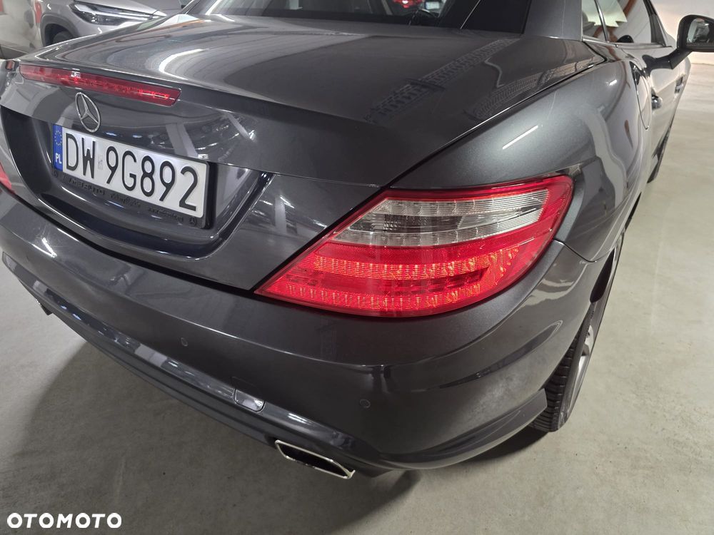 Mercedes-Benz SLK 200 BlueEFFICIENCY 7G-TRONIC Edition 1 - 26