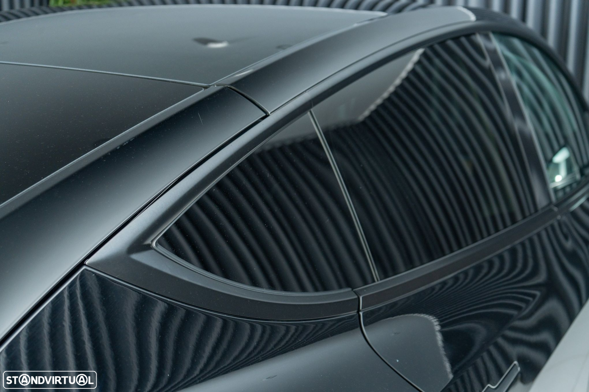 Tesla Model Y Long Range Dual Motor AWD - 24