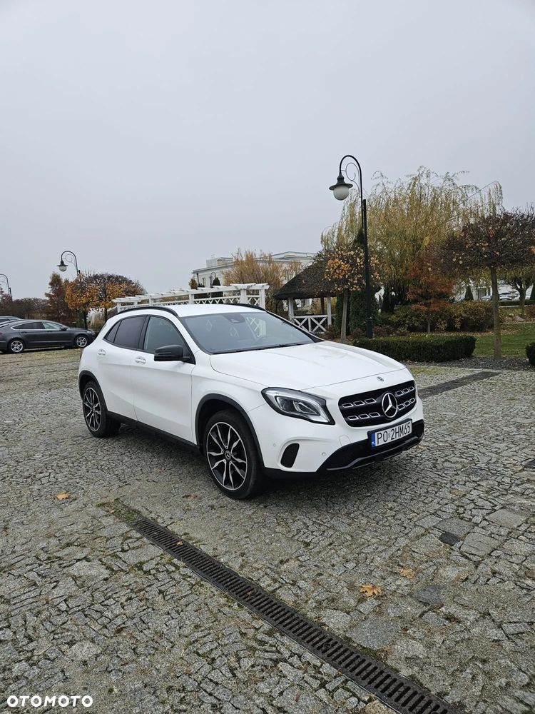 Mercedes-Benz GLA 200 7G-DCT AMG Line - 5