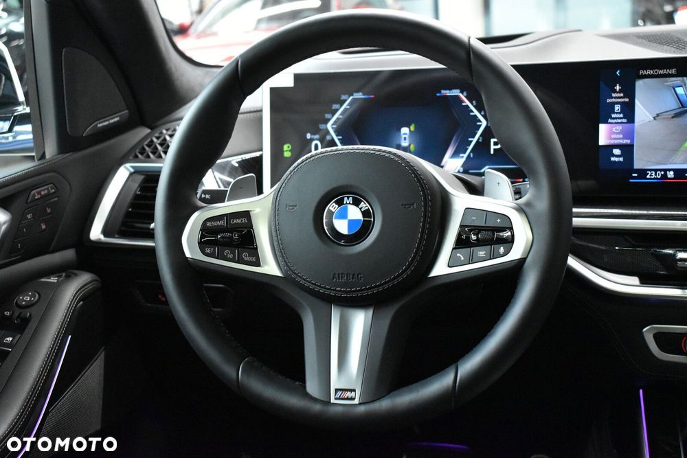 BMW X7 - 16
