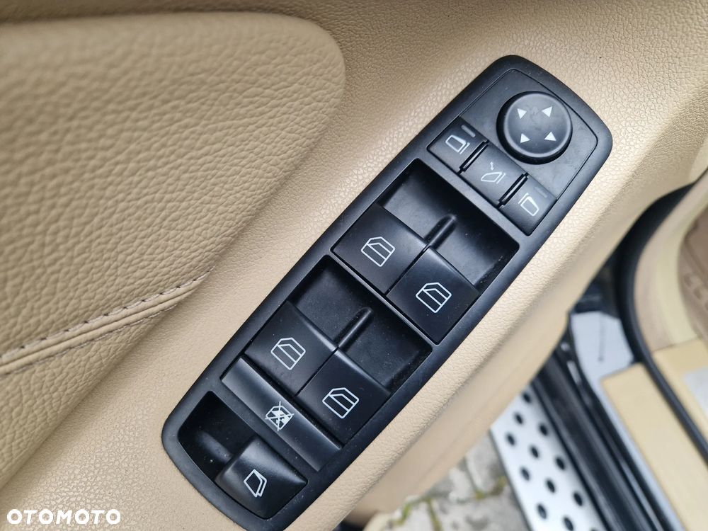 Mercedes-Benz GL - 16