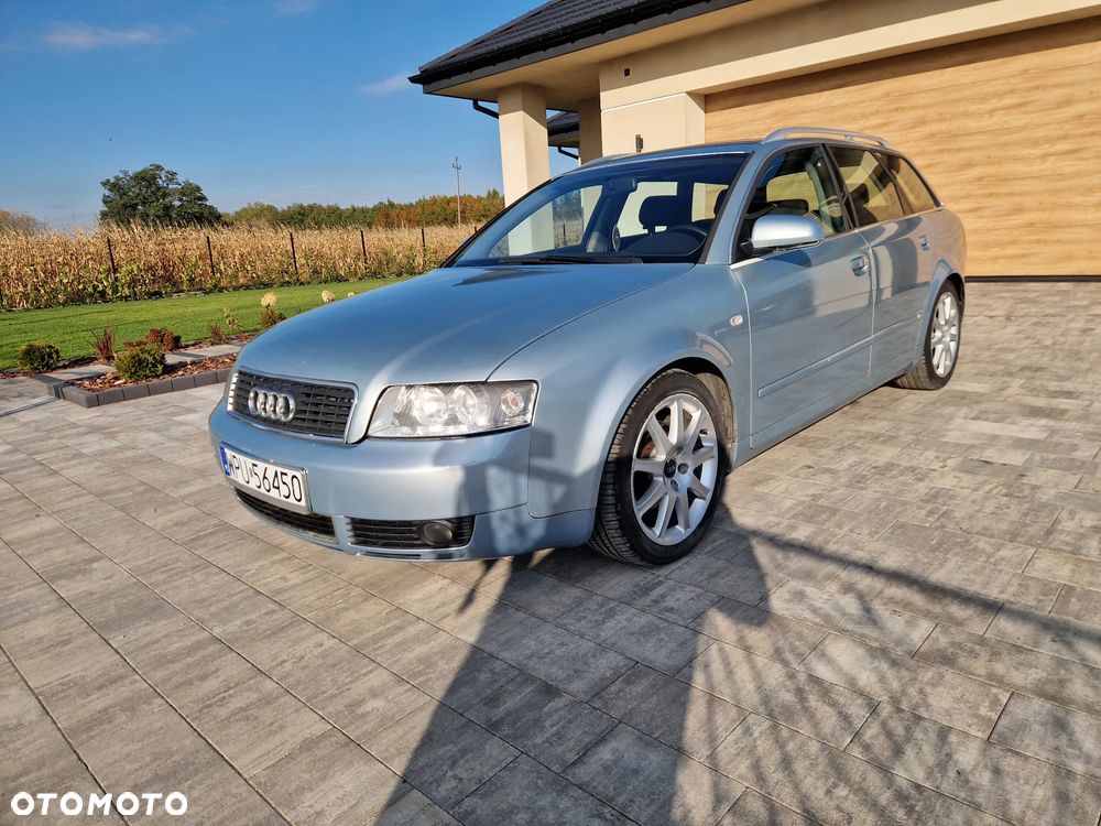 Audi A4 - 1