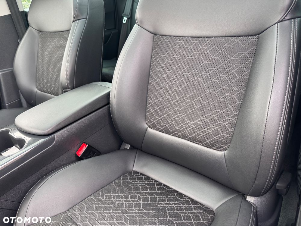 Peugeot 3008 PureTech 130 Stop & Start GPF Allure Business-Paket - 13