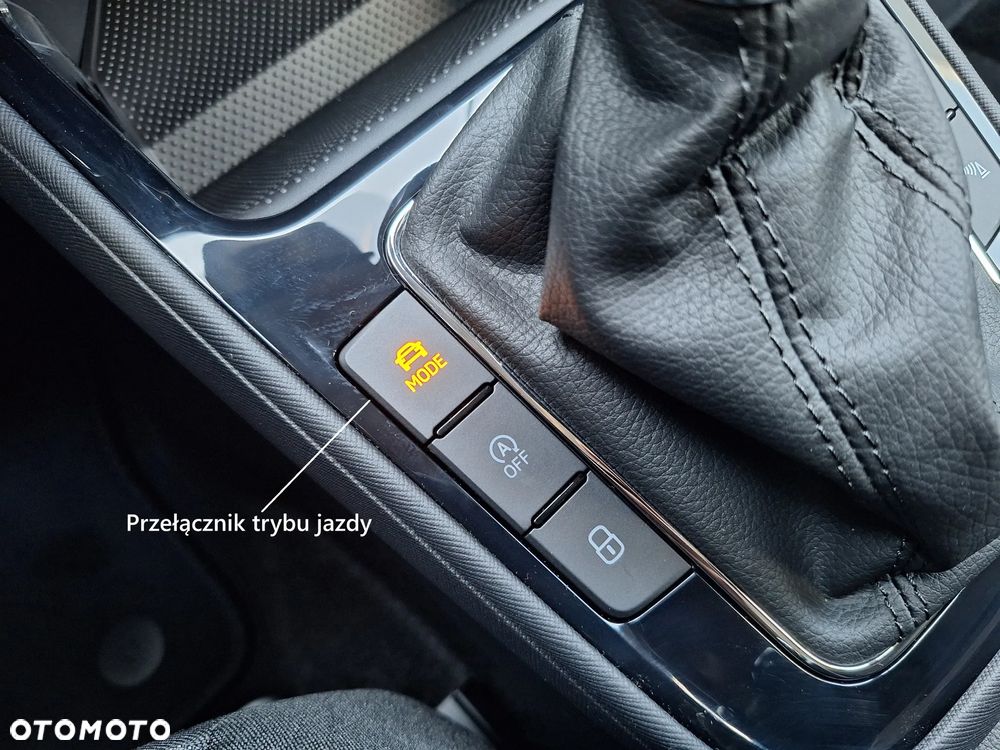 Skoda Fabia 1.0 TSI Drive DSG - 19