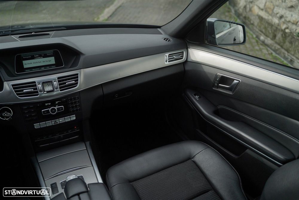 Mercedes-Benz E 300 Bluetec Hybrid Avantgarde - 22