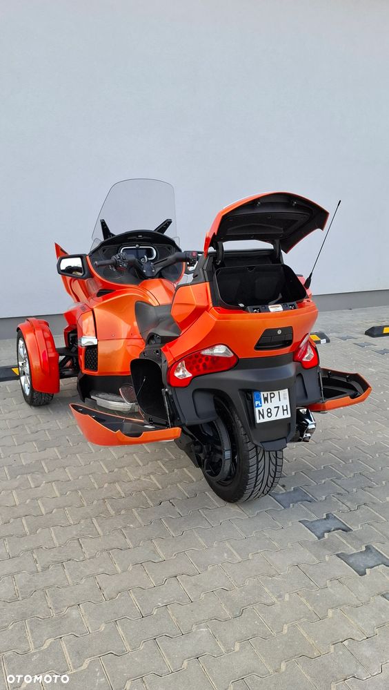 Can-Am Spyder - 9