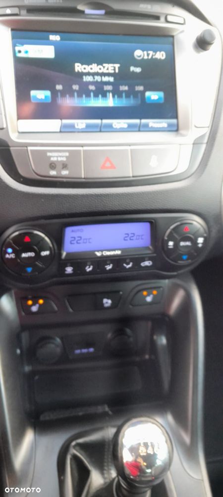 Hyundai ix35 1.7 CRDi 2WD blue Finale Gold - 33