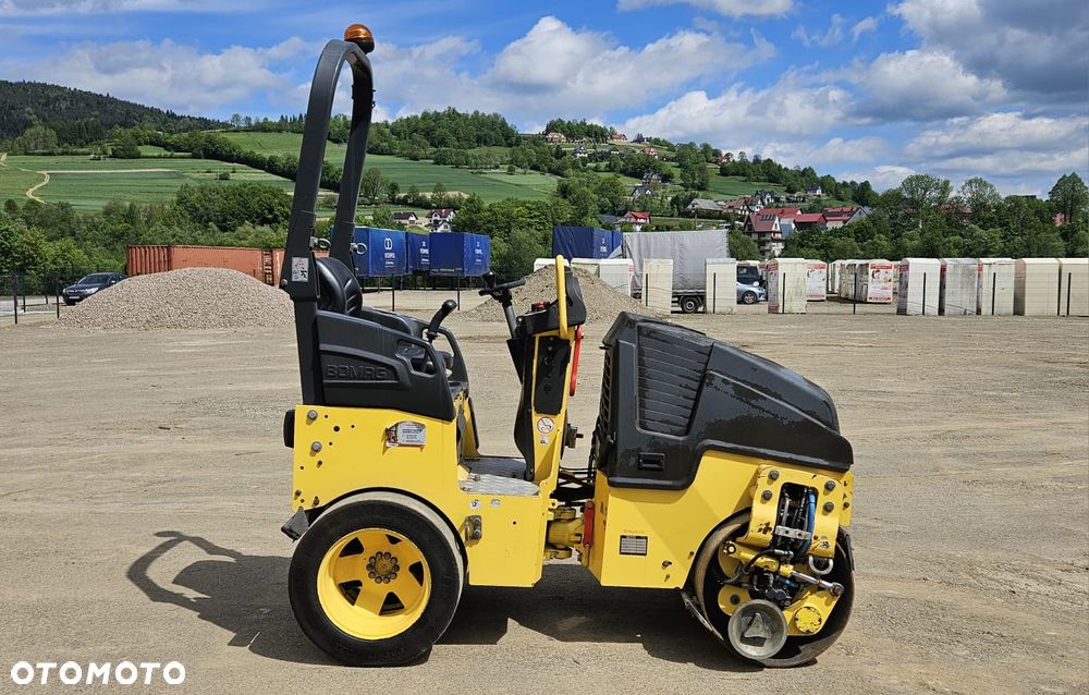 Bomag BW 100 ACM-5 - 1