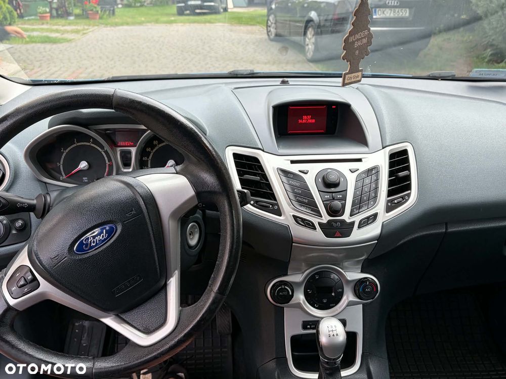 Ford Fiesta 1.25 Titanium - 8
