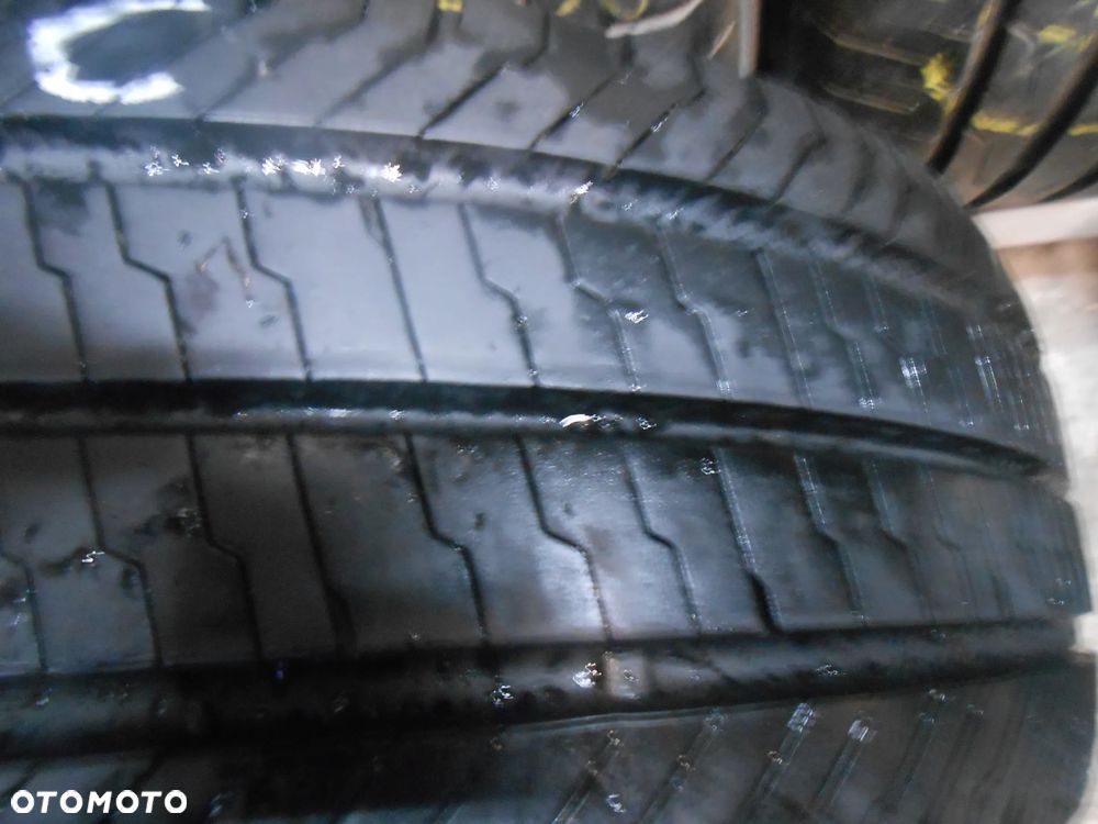 OPONY 215/65R15C CONTINENTAL VAN CONTACT ECO  DOT 2622 10MM - 4