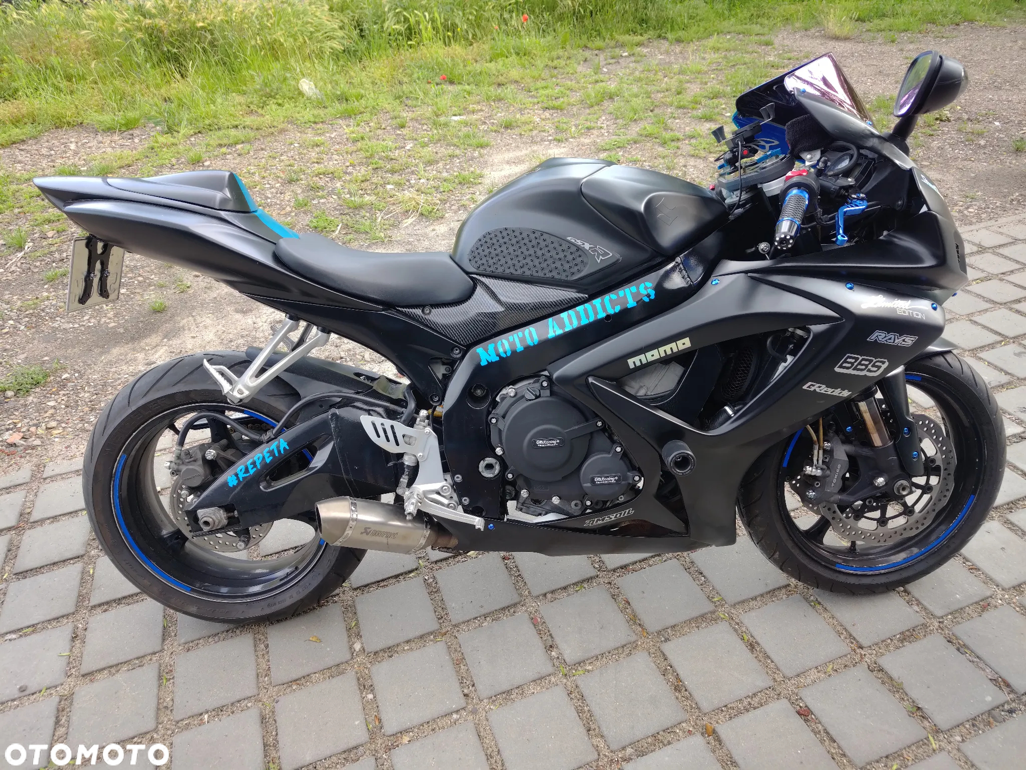 Suzuki GSX-R - 4