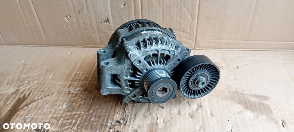 Alternator prądnica BMW I E81 E87 2.0i 7550468 - 7