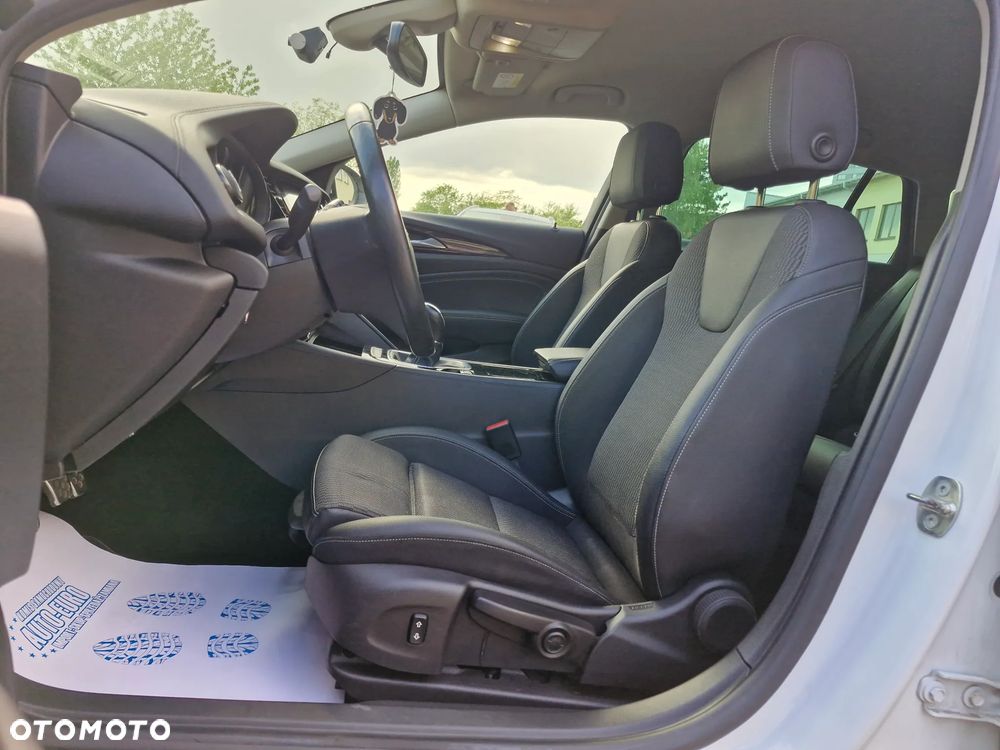 Opel Insignia 2.0 CDTI Exclusive S&S - 12