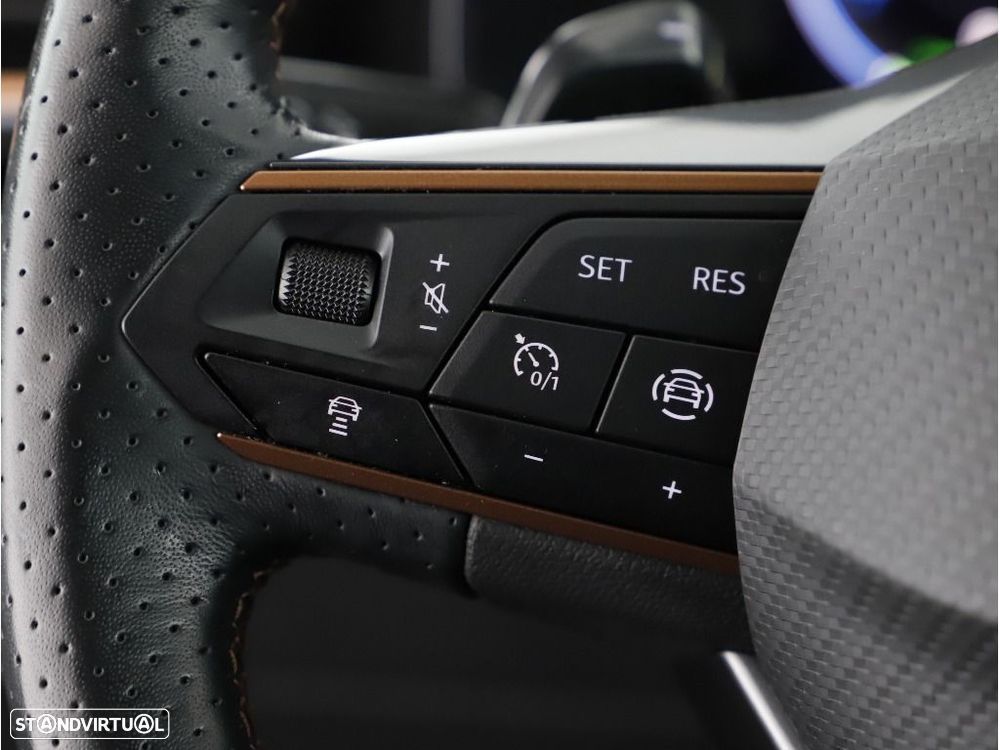 Cupra Formentor 1.4 e-Hybrid DSG - 36