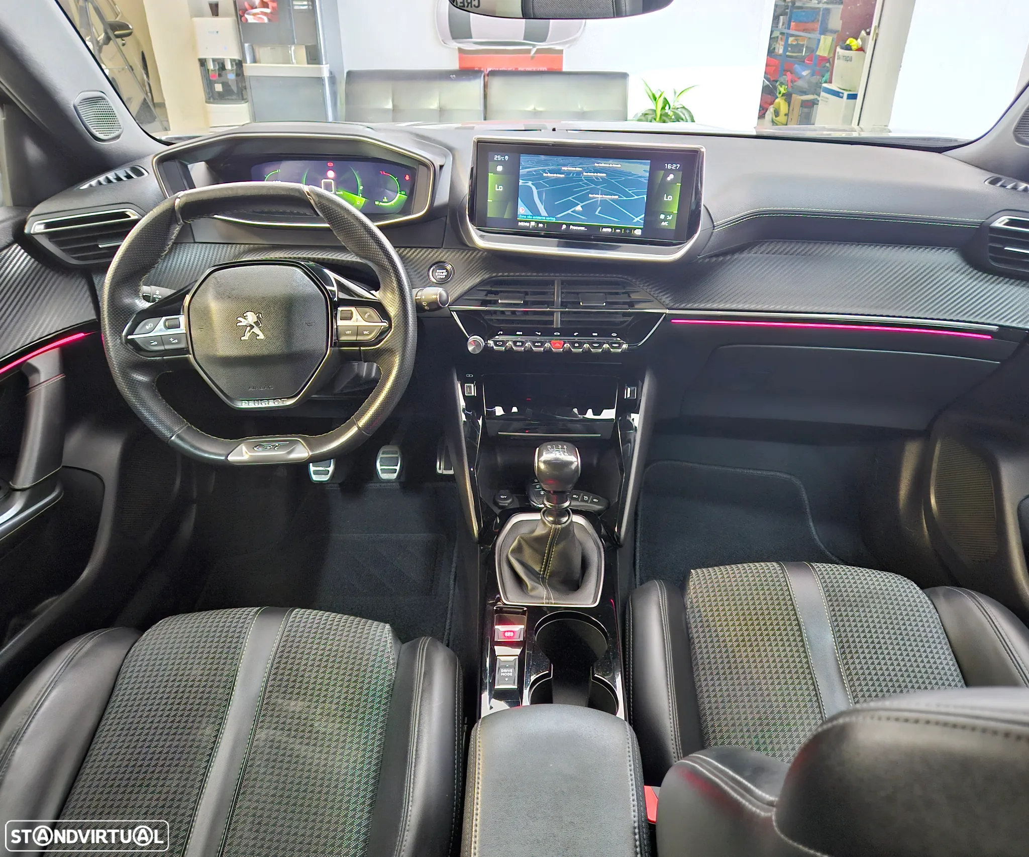Peugeot 2008 1.5 BlueHDi GT Line - 50
