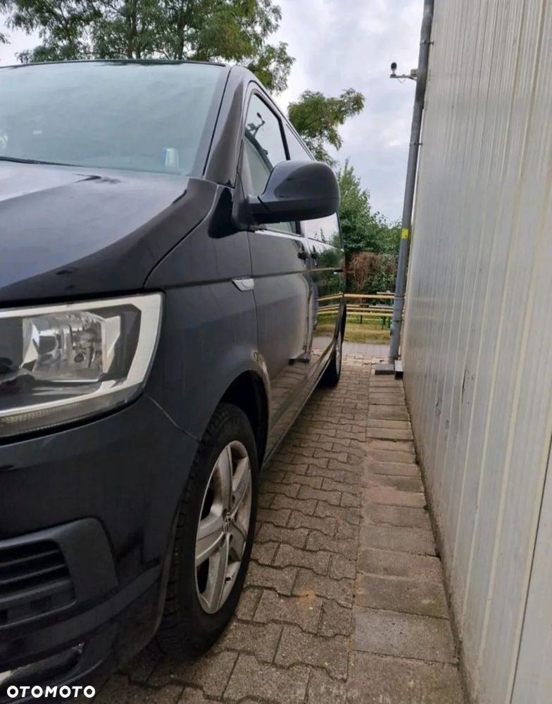 Volkswagen Caravelle 2.0 TDI L2 Highline DSG - 2