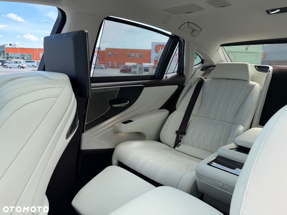 Lexus LS 500h Omotenashi AWD - 35