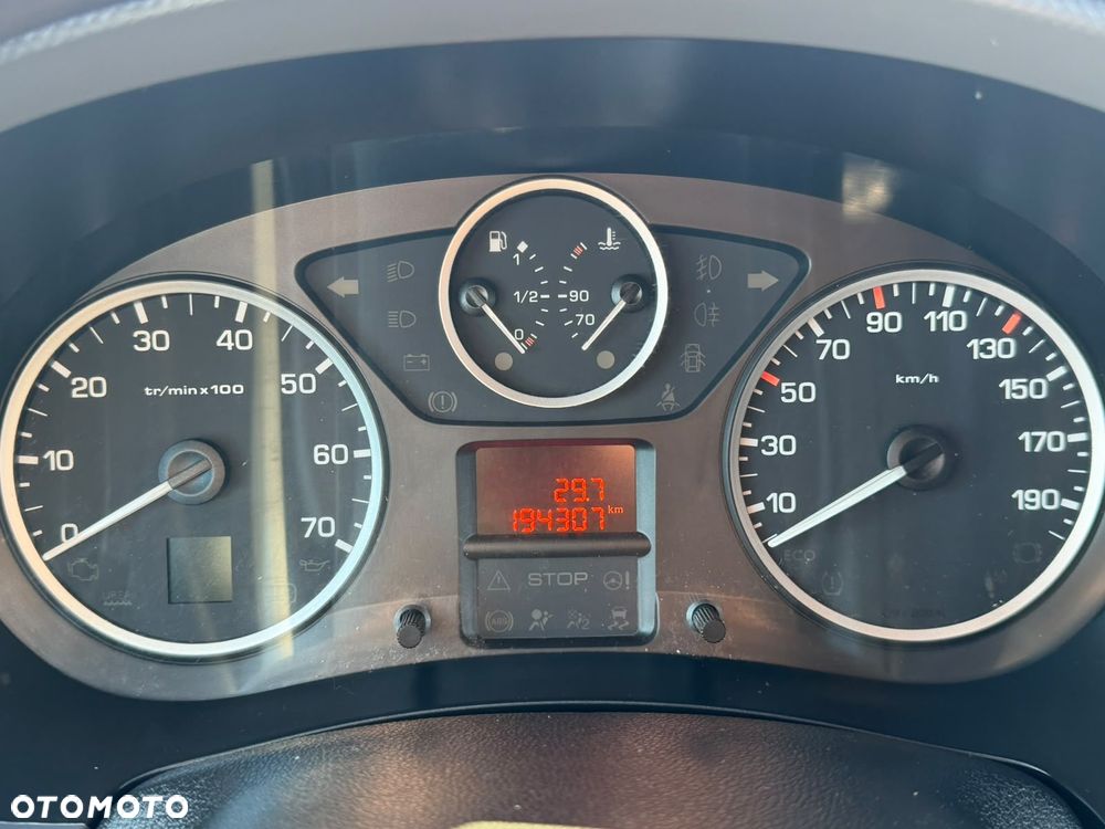 Peugeot PARTNER AUTOMAT - 23