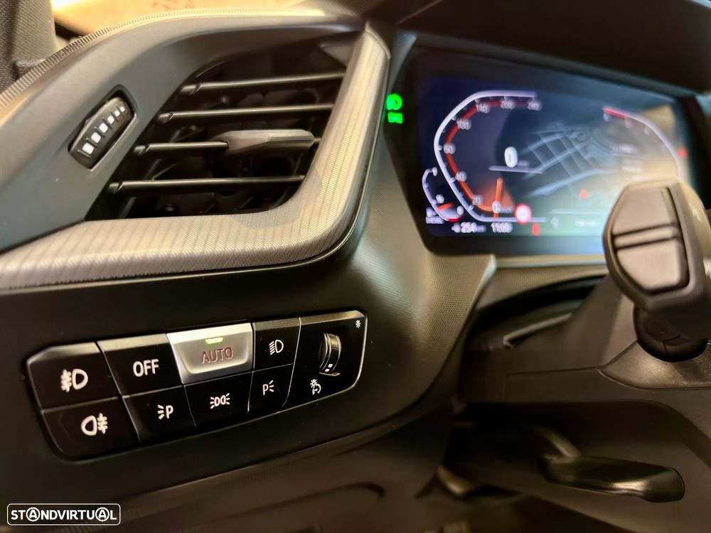 BMW 116 d Advantage Auto - 21