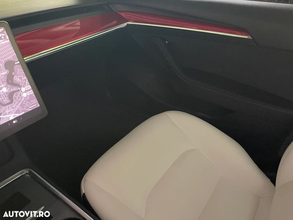 Tesla Model 3 - 20
