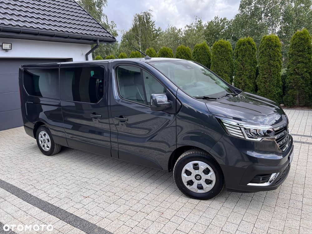 Renault Trafic - 17