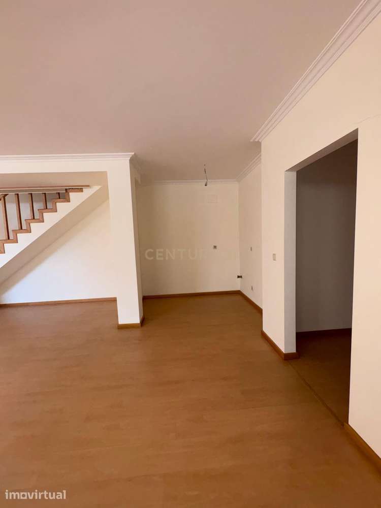 Apartamento T2 em Águeda com Garagem e Varanda - Grande imagem: 5/25