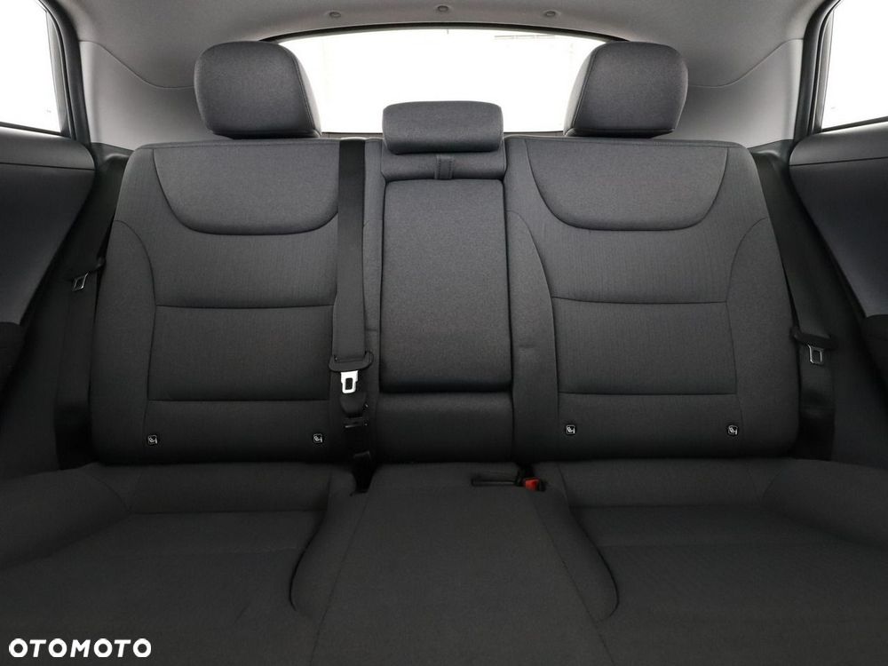 Hyundai IONIQ 1.6 GDI - 19