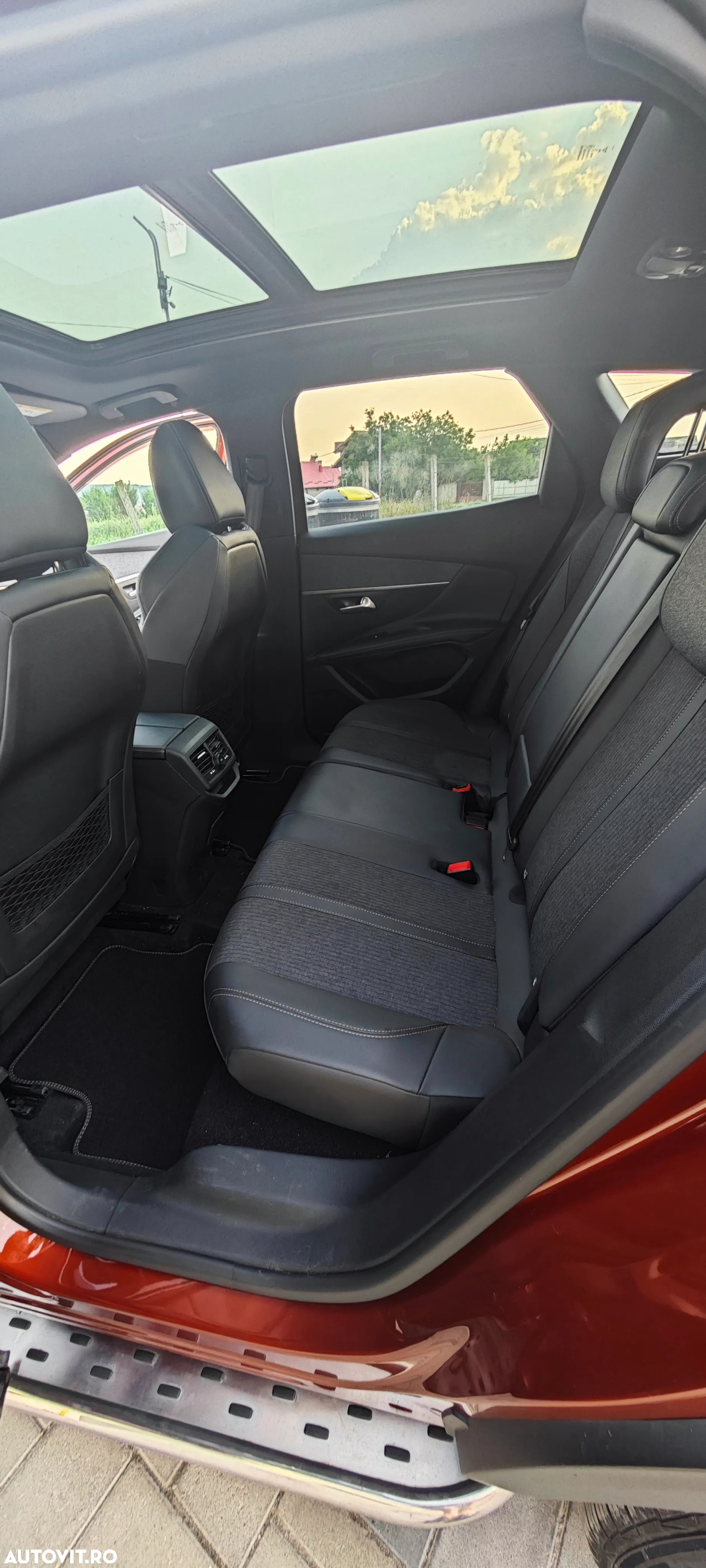 Peugeot 3008 1.6 PureTech Turbo S&S EAT8 GT-Line - 23
