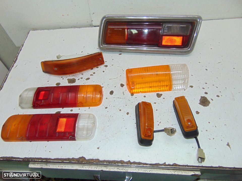 Toyota antigos farolins - 1
