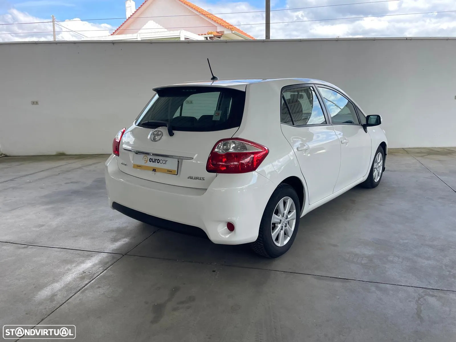 Toyota Auris 1.4 D-4D Exclusive - 5