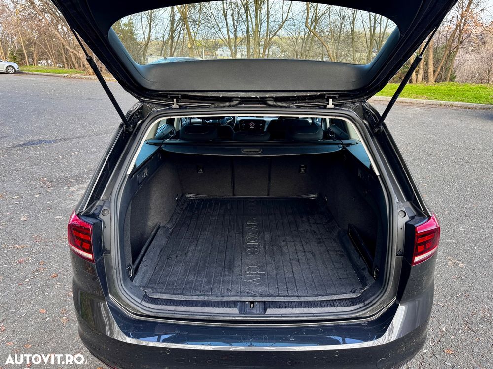 Volkswagen Passat - 5