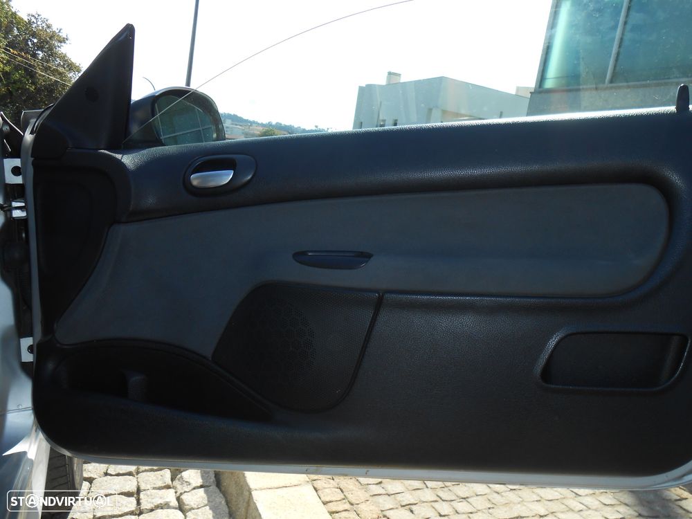 Peugeot 206 CC 1.6 - 19