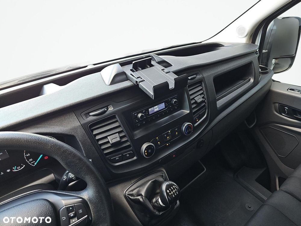 Ford transit - 17