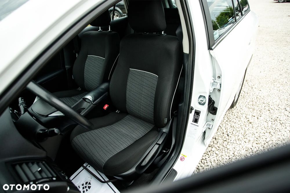 Toyota Avensis 1.8 Life - 20