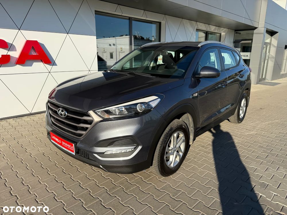 Hyundai Tucson 1.6 GDI BlueDrive GO 2WD - 24