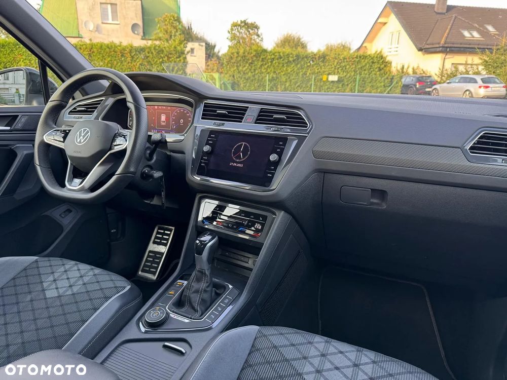Volkswagen Tiguan 2.0 TDI SCR 4MOTION DSG R-Line - 31