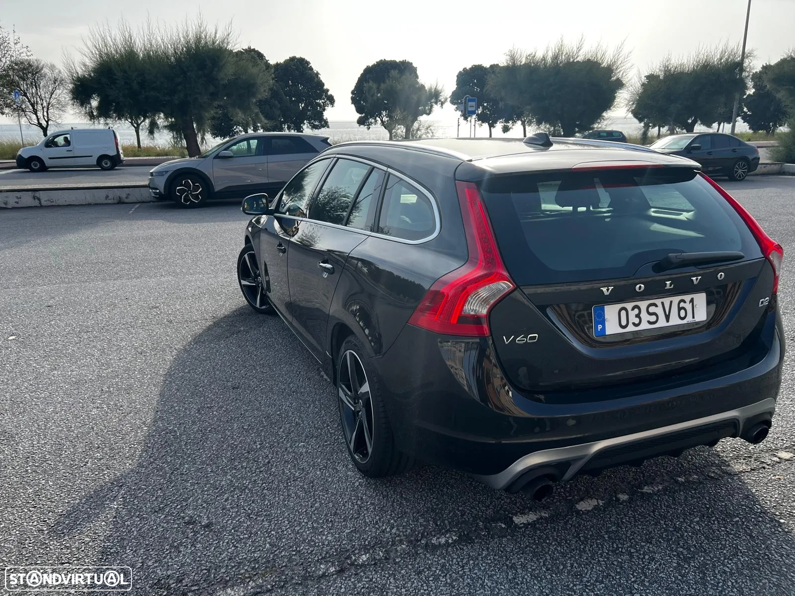 Volvo V60 1.6 D2 Drive R-Design Start/Stop - 3