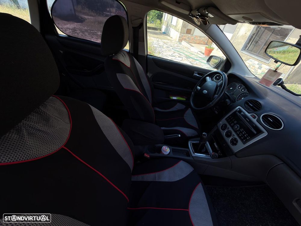 Ford Focus 1.6 TDCi S - 7