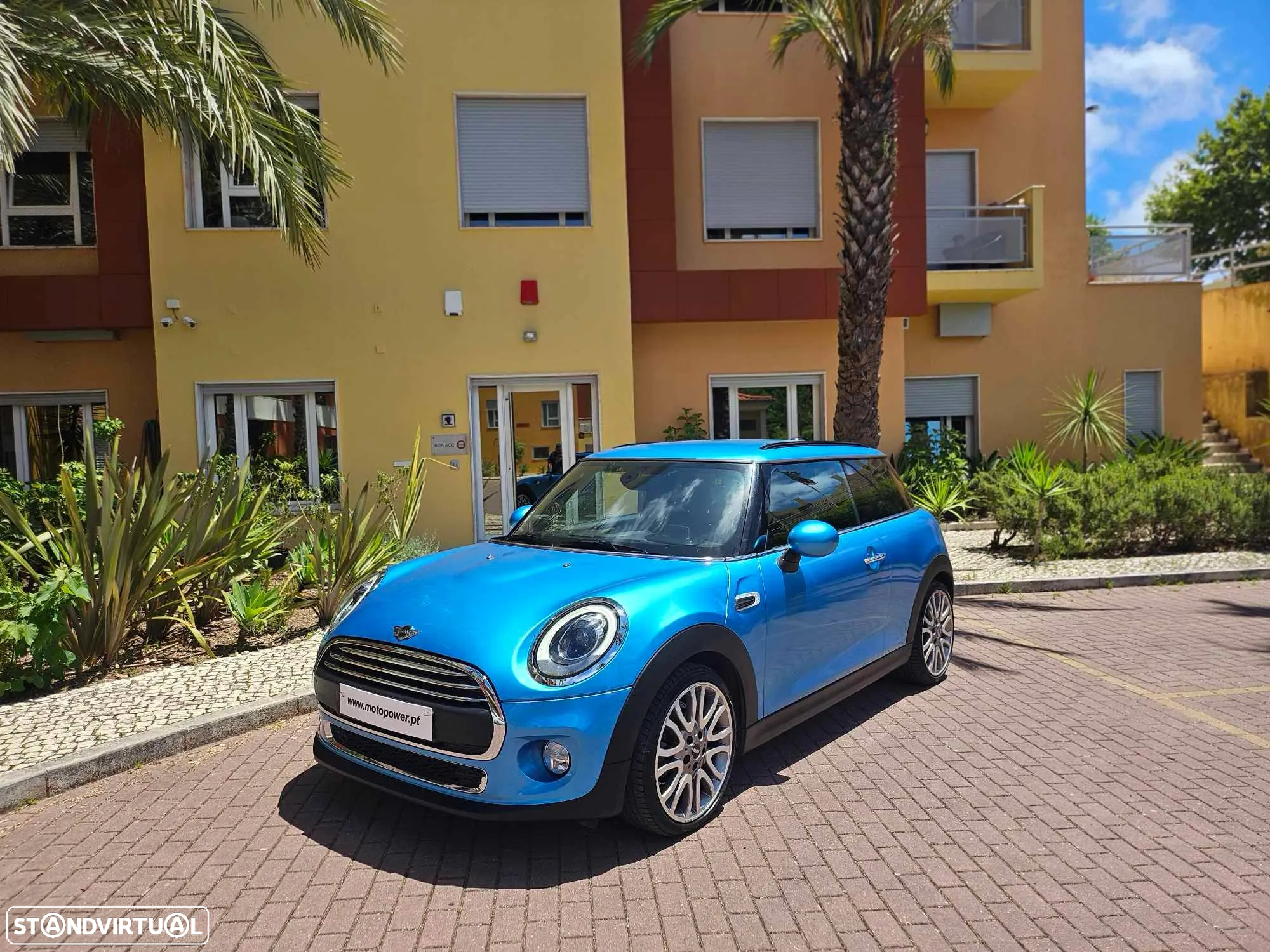 MINI 3 Portas Cooper D - 10
