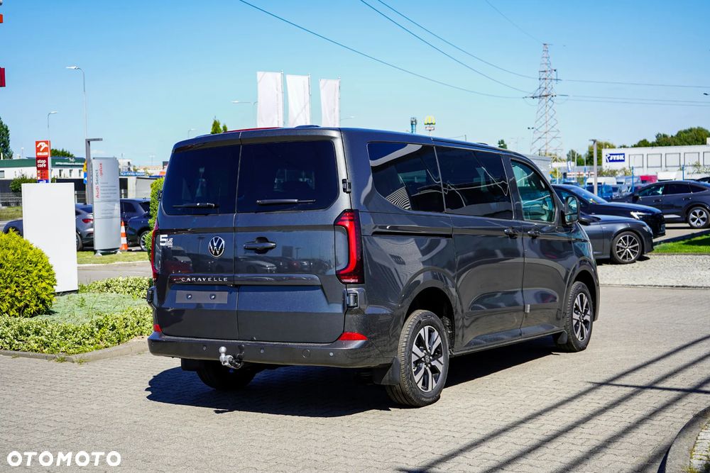 Volkswagen Caravelle - 14