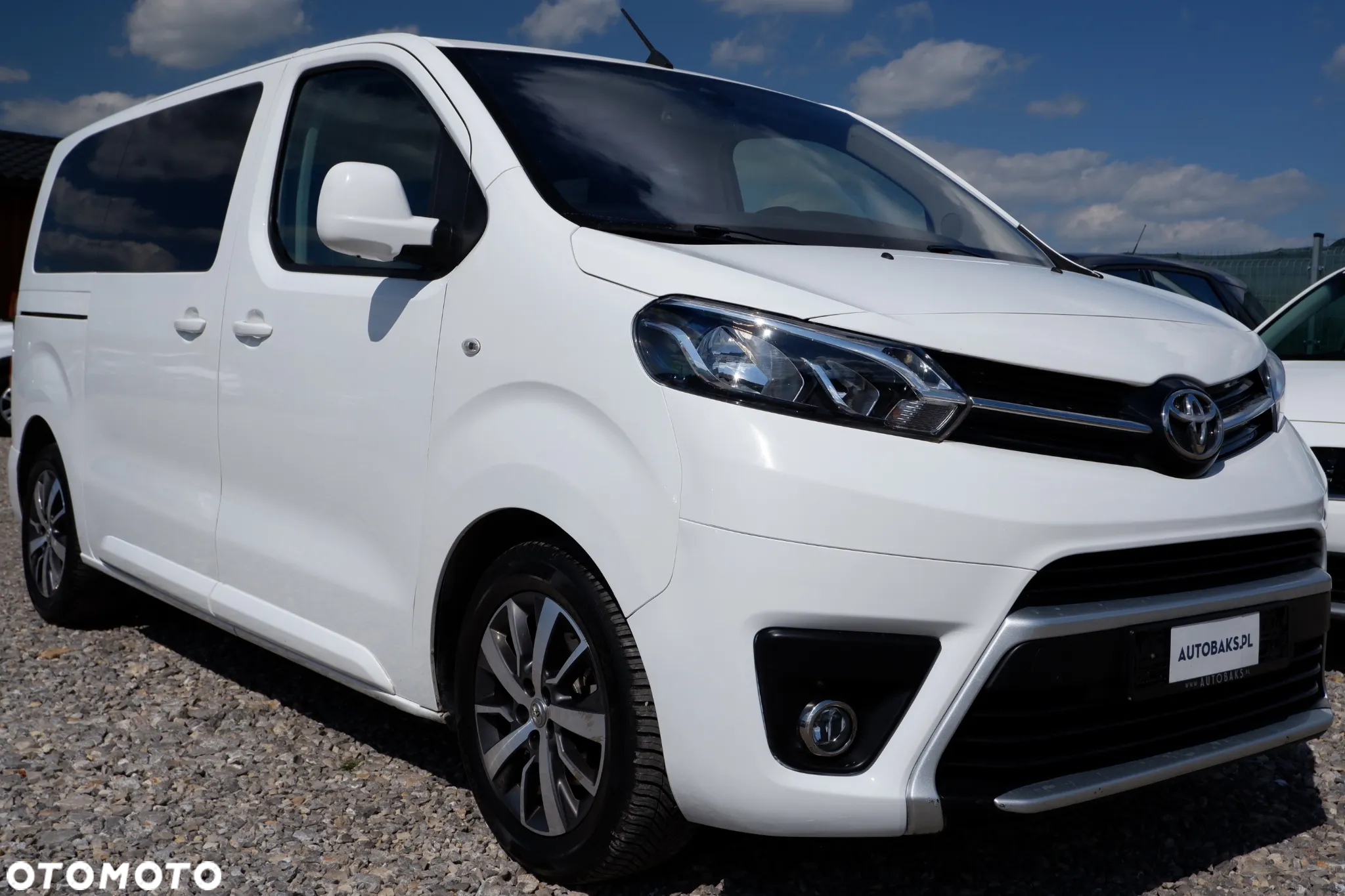 Toyota ProAce 2,0-l-D-4D L2 (8-Si.) Verso Comfort - 2