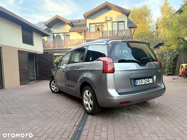 Peugeot 5008 - 18