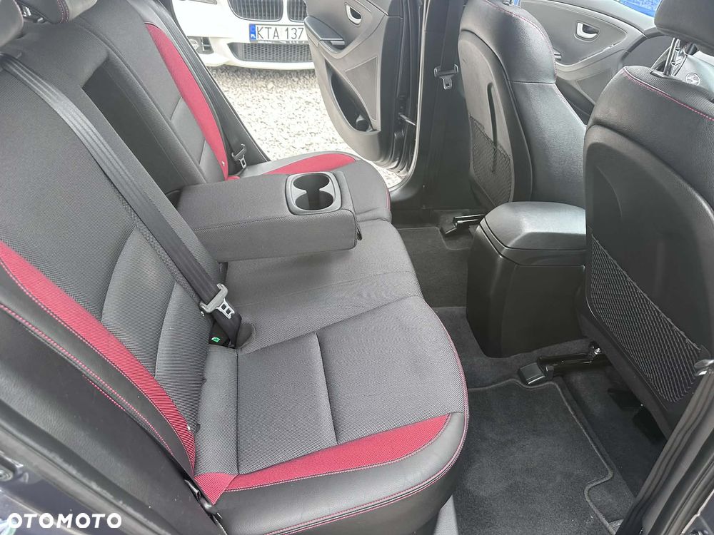 Hyundai i30 1.6 T GDI Turbo - 16