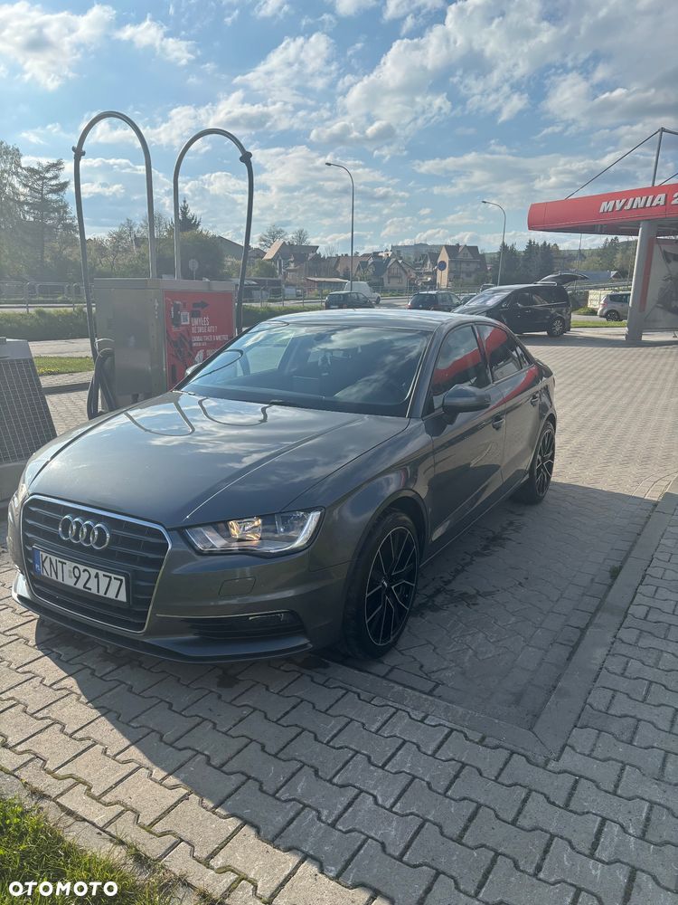 Audi A3 Sportback 1.6 TDI S tronic - 2