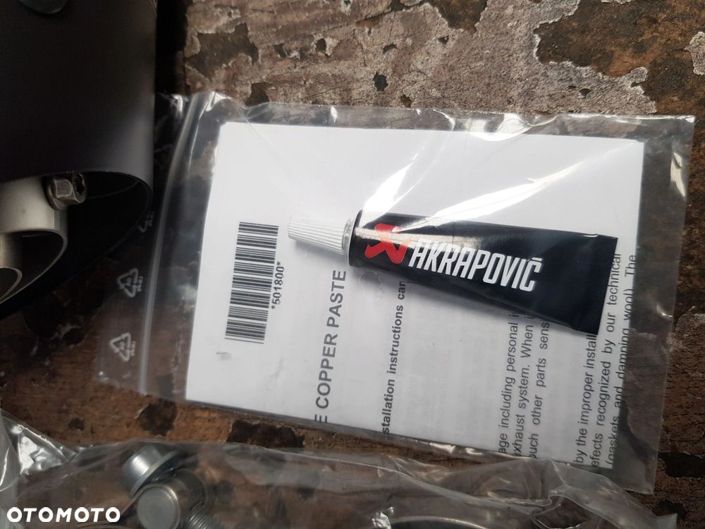 Fabrycznie nowe tłumiki Akrapovic Harley Davidson Fat Boy S-HDSTSO3-HB - 5