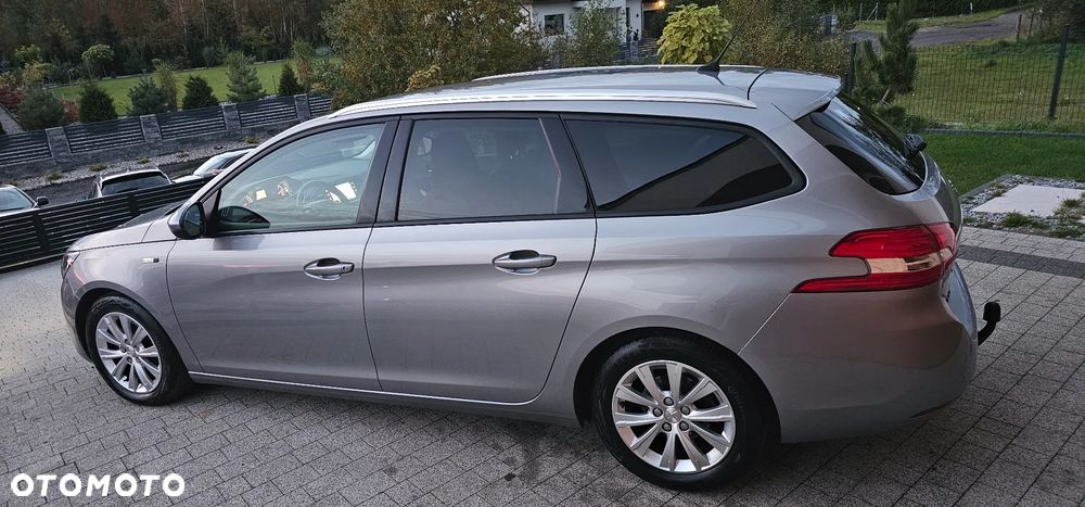 Peugeot 308 SW BlueHDi 120 Stop & Start Allure - 37